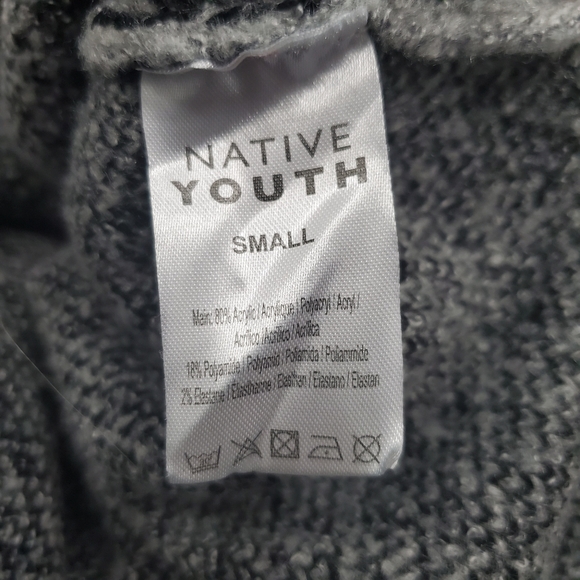 Native Youth Luna knitted sweater w/ tie sleeves - Picture 6 of 8